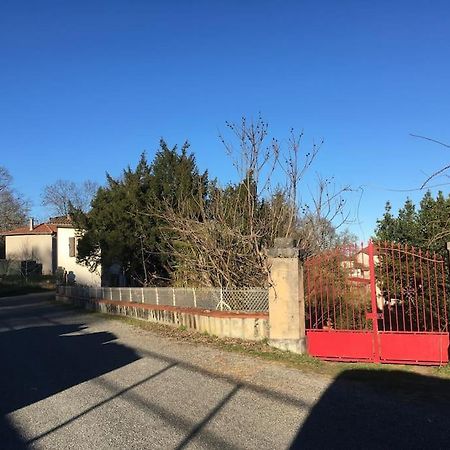 Lerable Pourpre De La Grotte Au Lion Villa Arbon Exteriör bild
